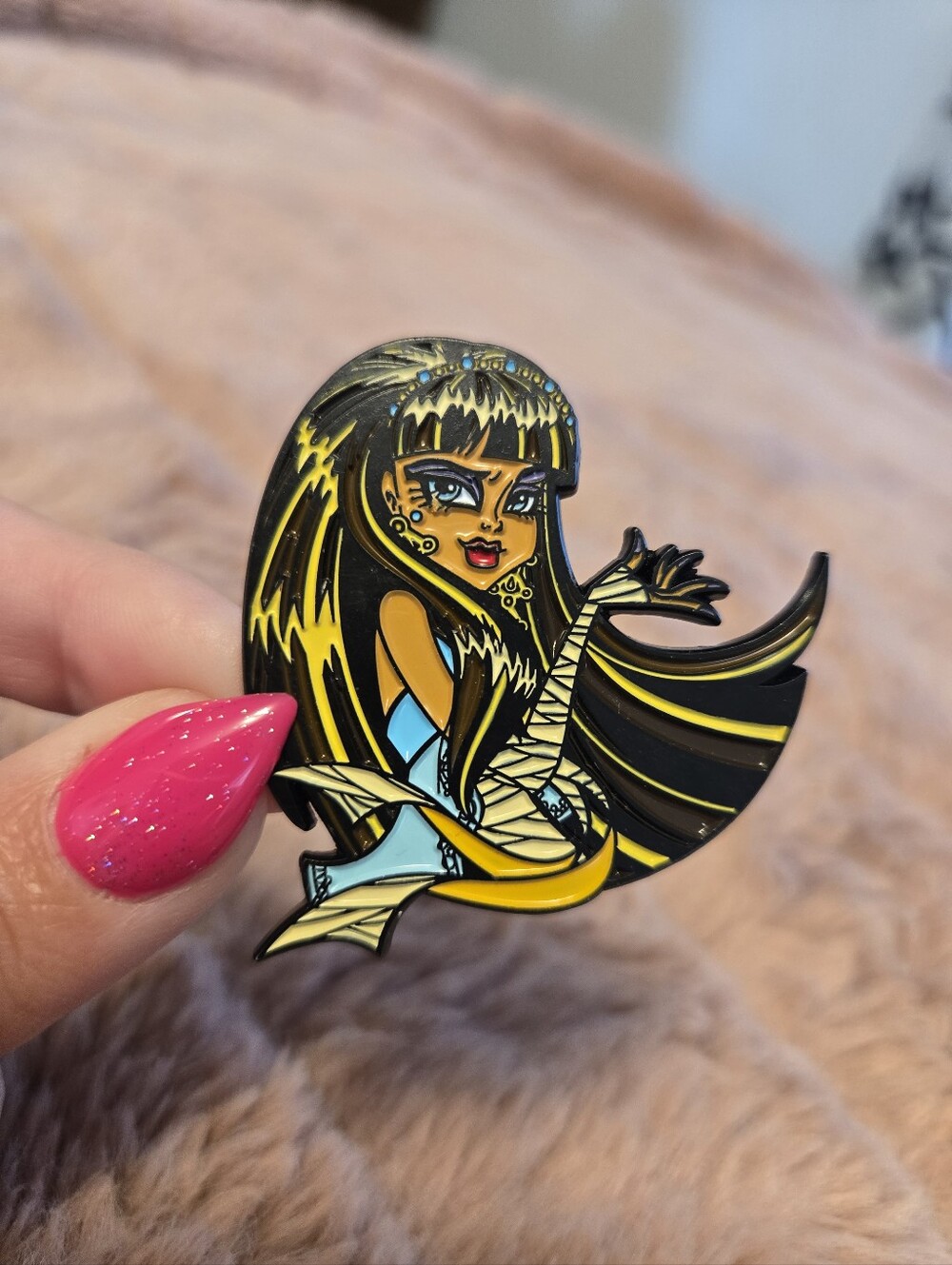Monster High's Cleo De Nile Enamel Pin in Black, Yellow & Light Blue